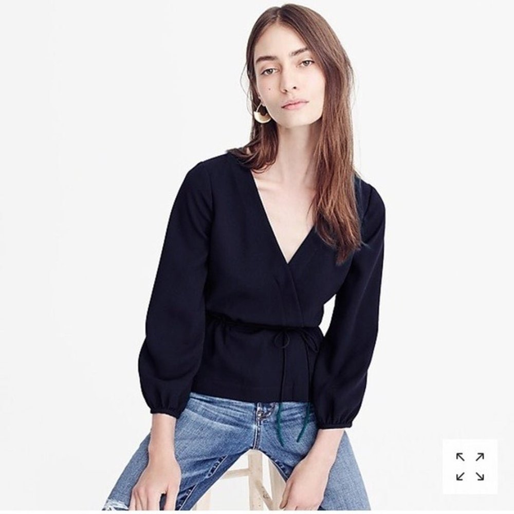 NWT J.CREW Drapey Crepe Faux Wrap Top Tie Waist V-Neck Blouse Navy Blue 6 fits 4